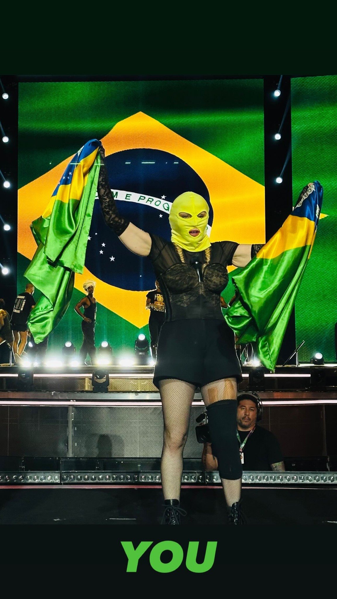 Madonna exalta o Brasil antes do show