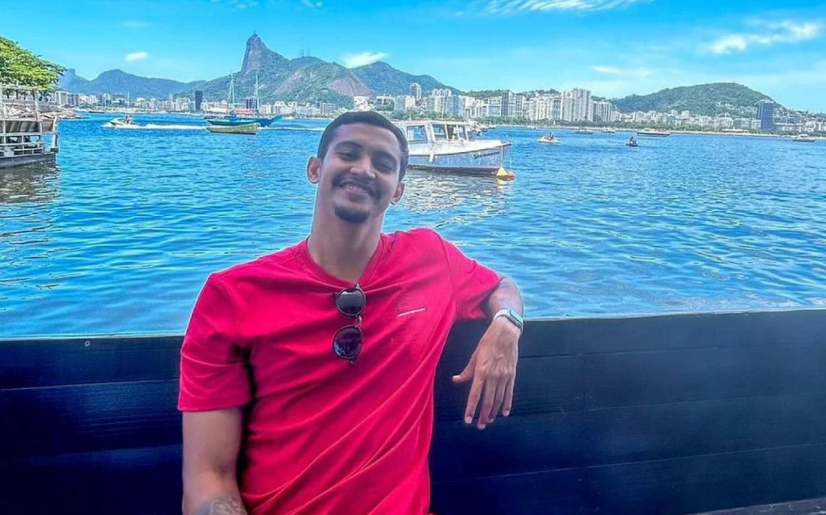 Personal trainer é morto a tiros em assalto na Praia do Flamengo