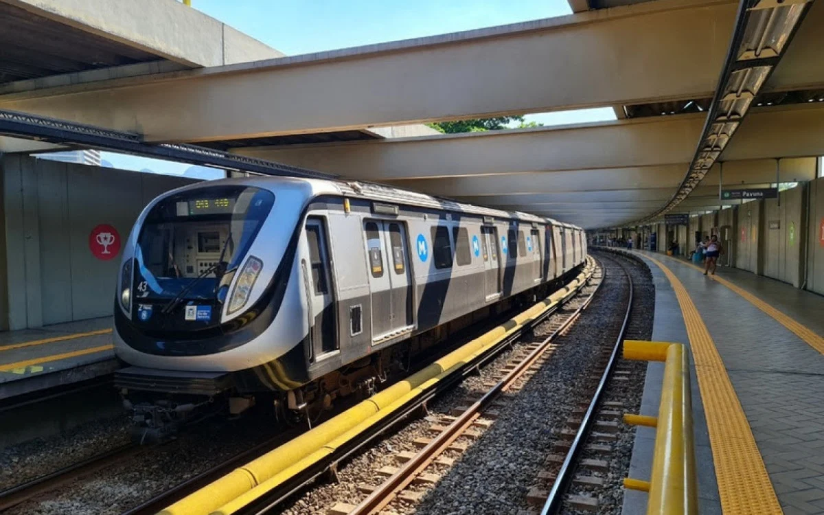 SuperVia e Metrô: Passageiros enfrentam caos