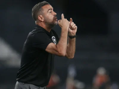Artur Jorge analisa revés do Botafogo jogo contra Criciúma