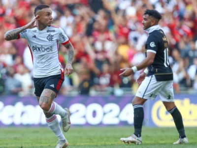 Flamengo massacra Vasco e aplica goleada histórica