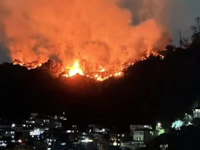 Incêndio devasta área de vegetação em Rio das Pedras - Vídeo