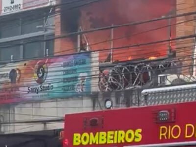 Incêndio em loja causa transtornos no Centro de São Gonçalo