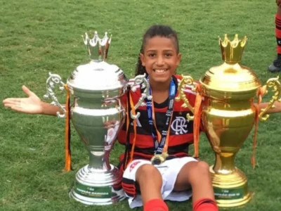 Joia de 11 anos troca Flamengo por Palmeiras