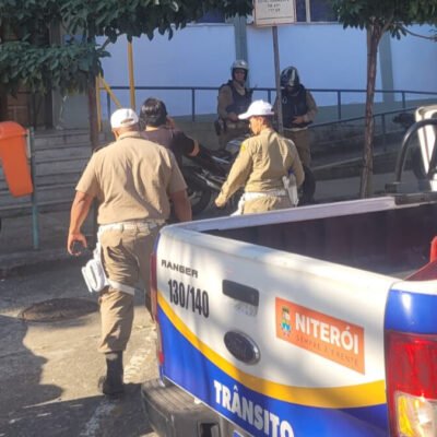 Niterói: Guarda Municipal prende homem e apreende moto clonada