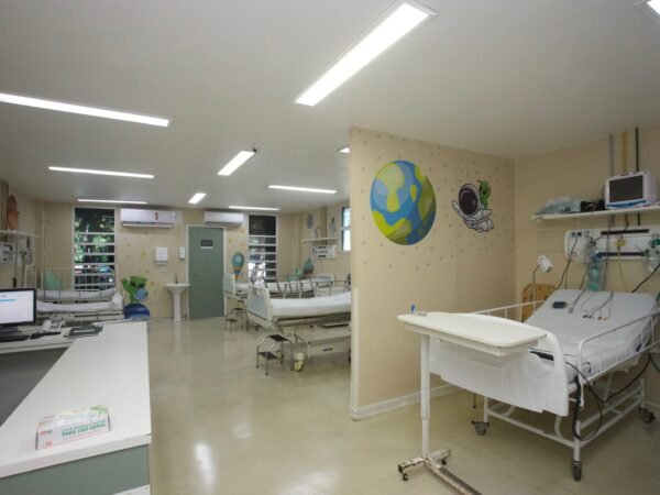 Niterói ganha novo hospital reformado na Região Oceânica
