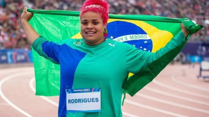 Atleta critica falta de tamanho G em uniformes nas Olimpíadas