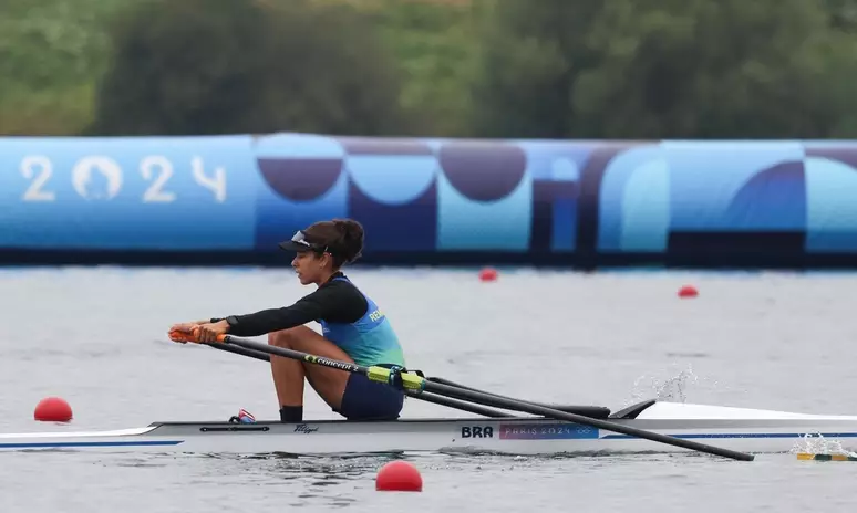 Brasileira Beatriz Tavares estreia no Remo Olímpico em Paris