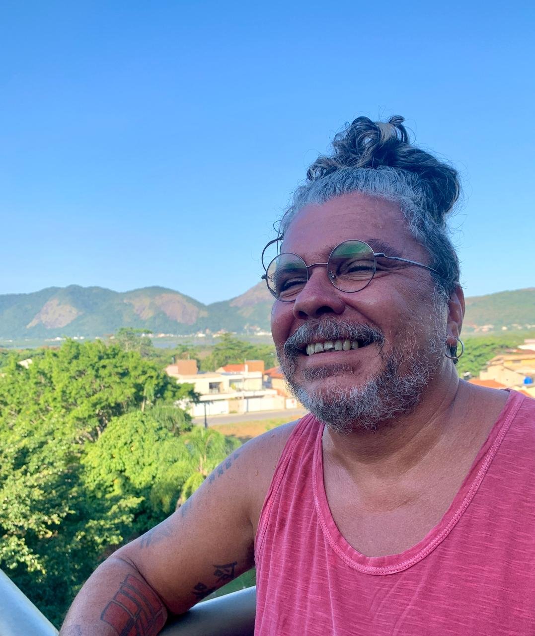 Biblioteca Parque recebe livro sobre touradas em Niterói