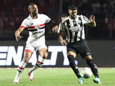 Botafogo tropeça e empata com São Paulo