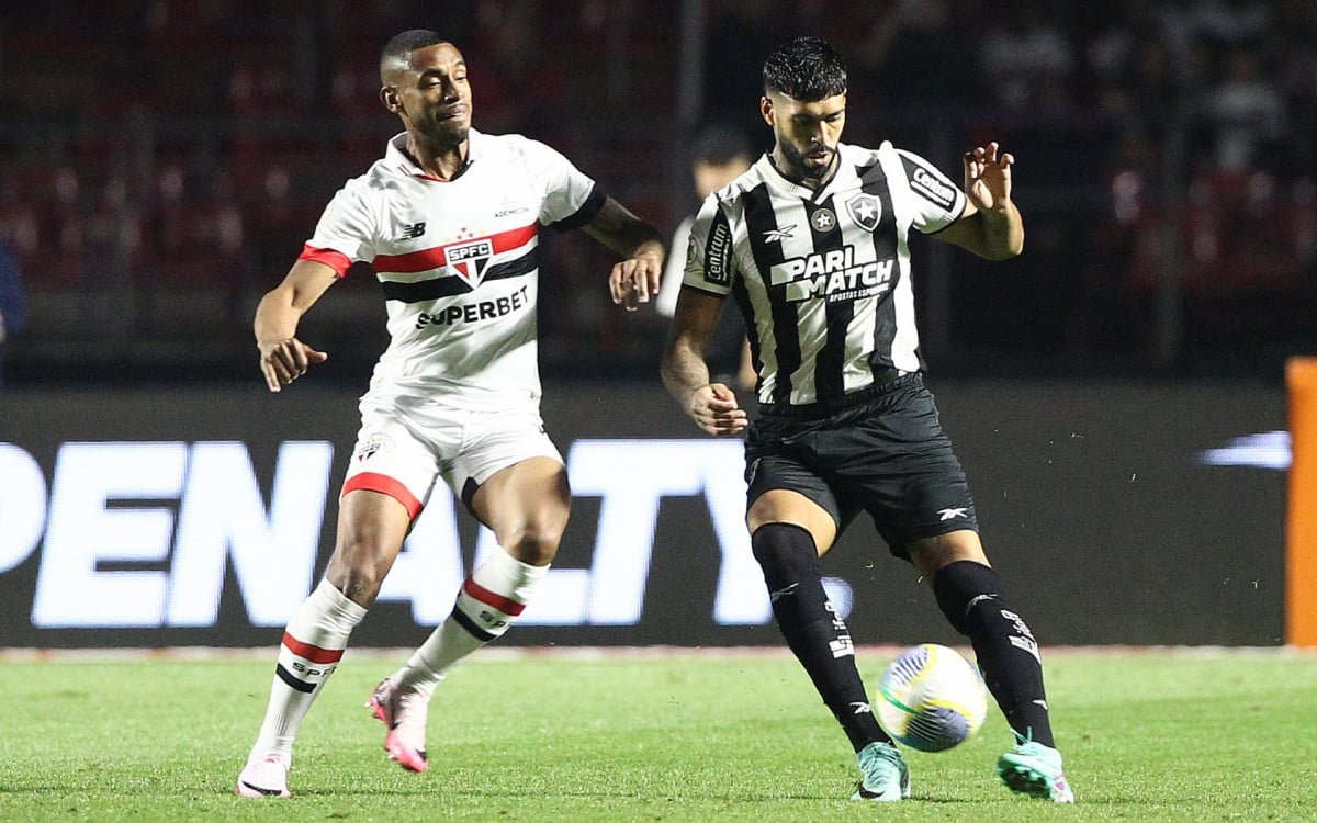 Botafogo tropeça e empata com São Paulo