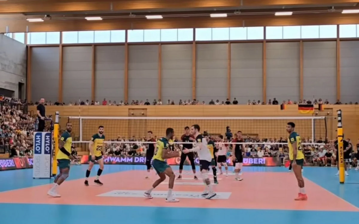 Brasil domina Alemanha e vence segundo amistoso de vôlei