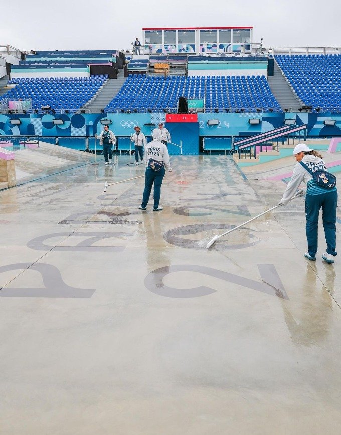 Chuva adia prova de Skate Street Masculino nos Jogos de Paris