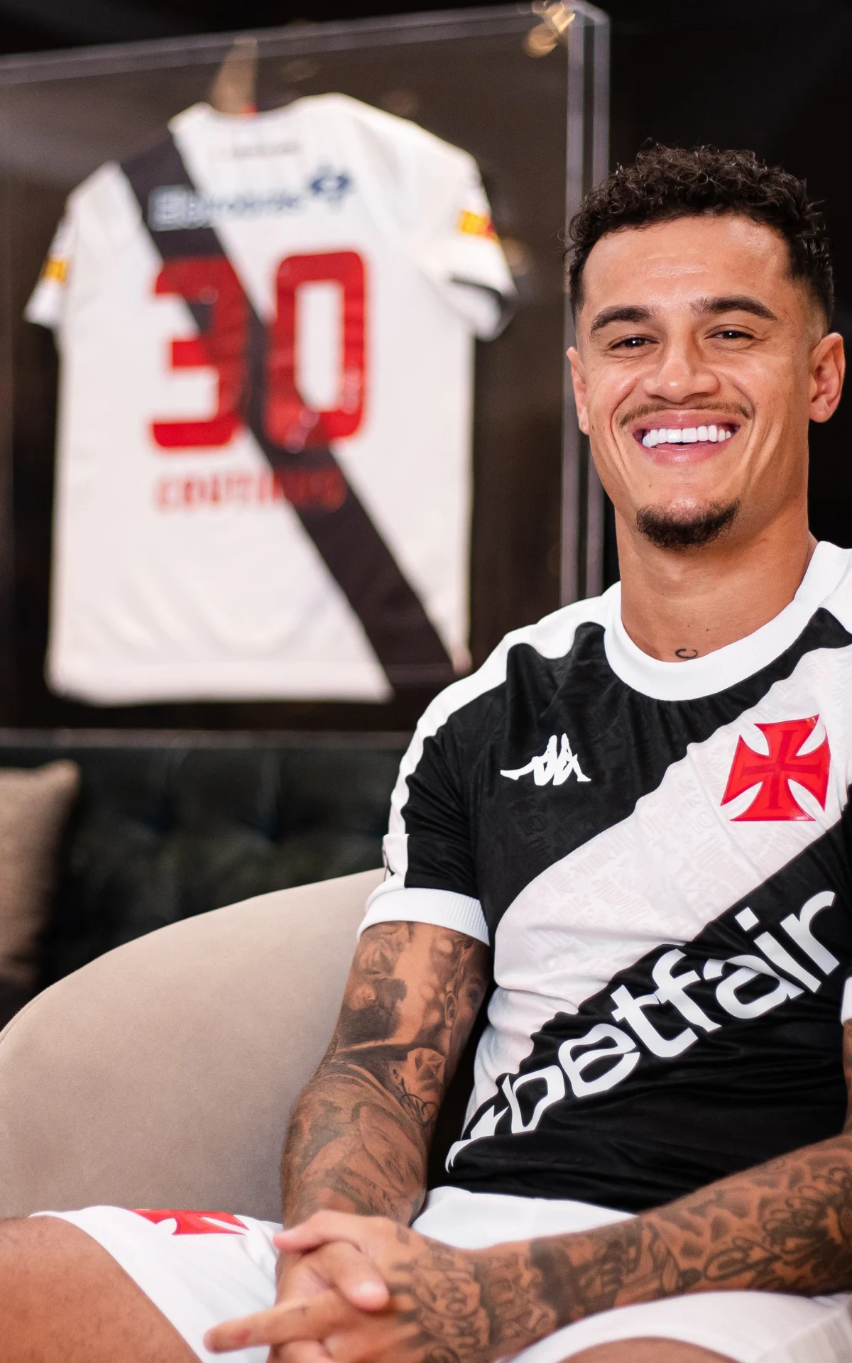 Coutinho regularizado e pronto para estrear pelo Vasco