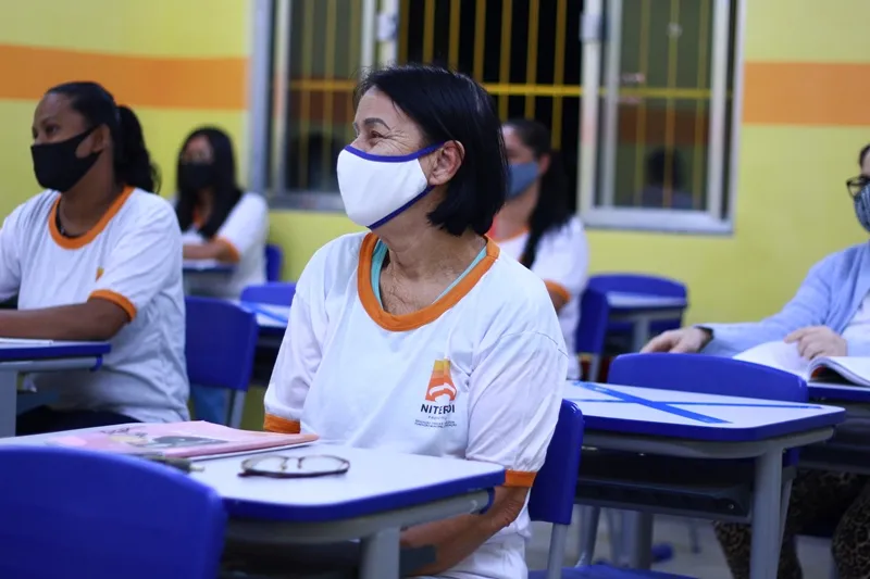 Educação para Jovens e Adultos: matrículas abertas, em Niterói