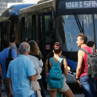 Fim da greve: Ônibus voltam a circular após acordo em São Paulo