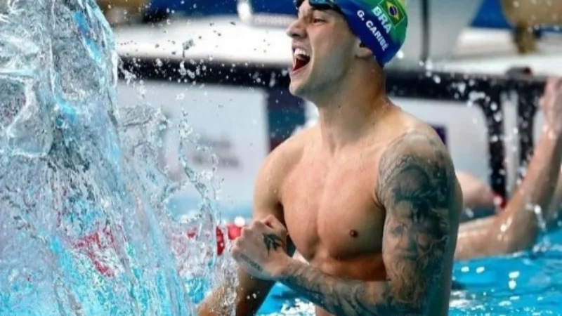 Guilherme Caribé brilha e avança para as semifinais dos 100m livre