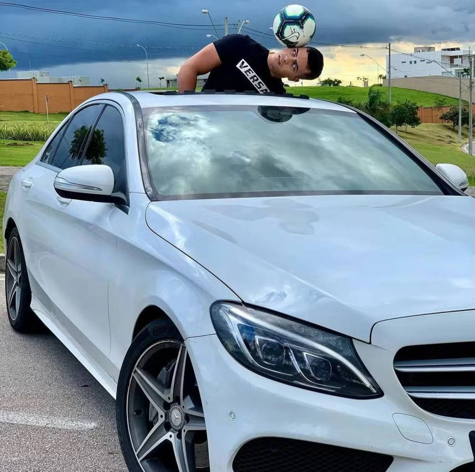 Influenciador que atropelou e matou fisioterapeuta ostentava carros de luxo nas redes sociais