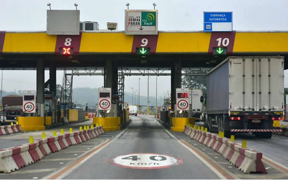 Mais de mil carros por dia furando pedágio na Ponte Rio-Niterói