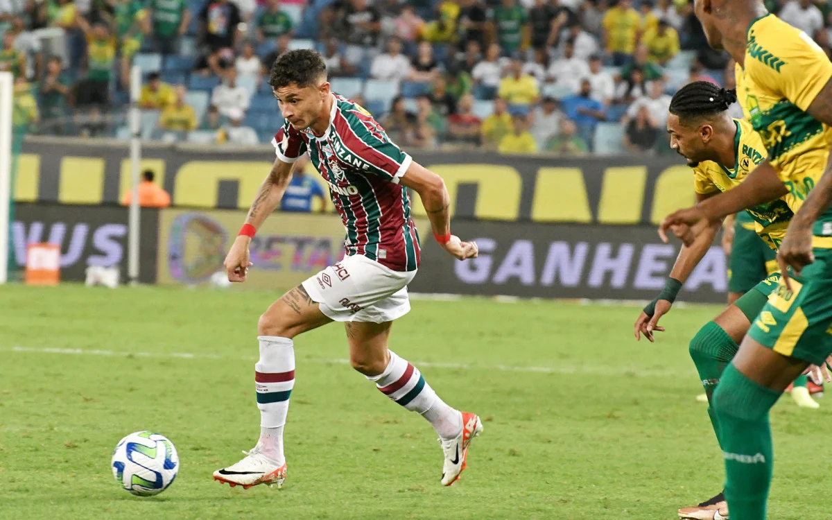 Nada de adiamento: Fluminense enfrenta o Cuiabá no Brasileirão