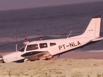 Passageiro de avião que caiu em praia de Itaipuaçu é identificado
