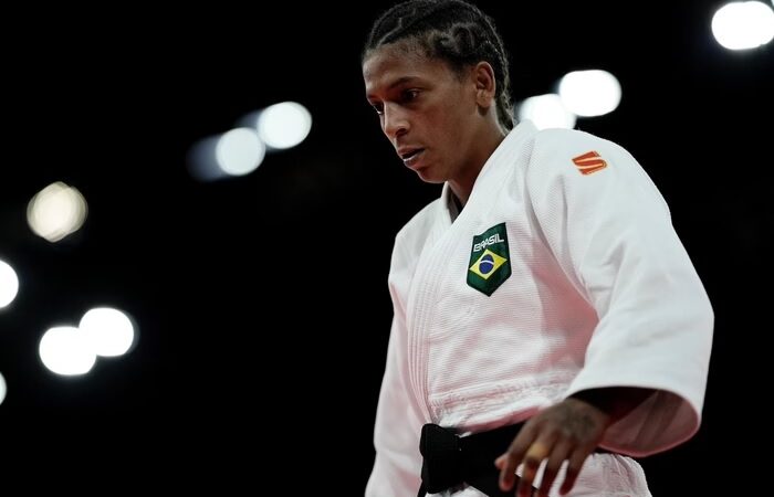 Rafaela Silva perde para sul-coreana e vai em busca do bronze