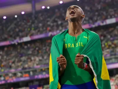 Alison dos Santos é bronze nos 400m com barreiras em Paris