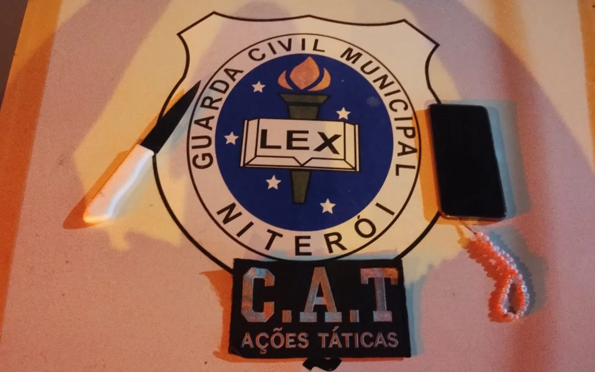 Assaltante preso com faca no Centro de Niterói
