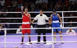 Boxe: Argelina reprovada em teste de gênero vence em Paris