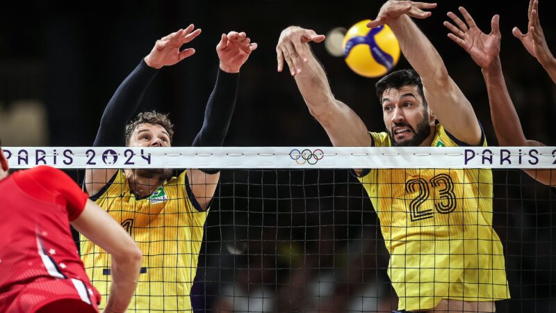 Brasil é eliminado do vôlei pelos EUA em Paris