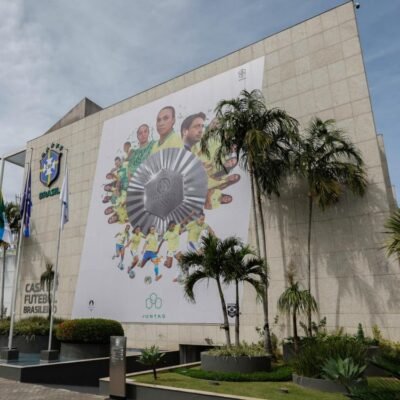 CBF homenageia Seleção feminina após conquistar medalha