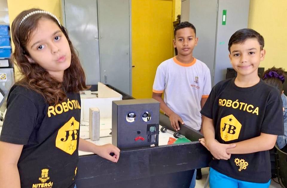 Escola Municipal de Niterói vai à Mostra Nacional