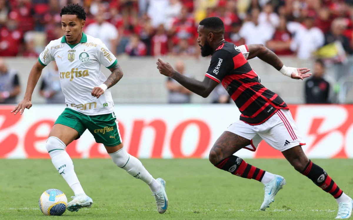 Flamengo tropeça e deixa o Palmeiras empatar no final
