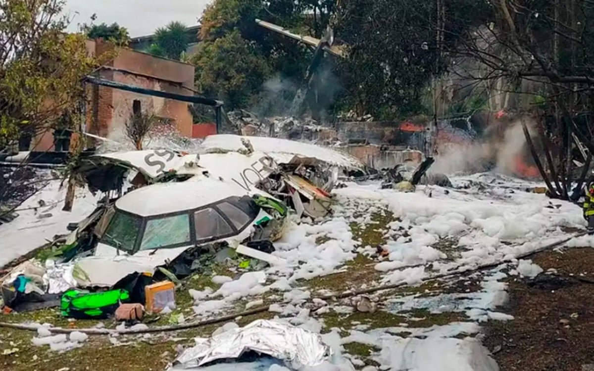 Destroços do avião da Voepass chegam a Ribeirão Preto