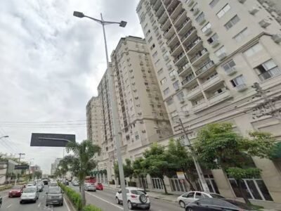 Homem agride mulher e incendeia apartamento em Niterói