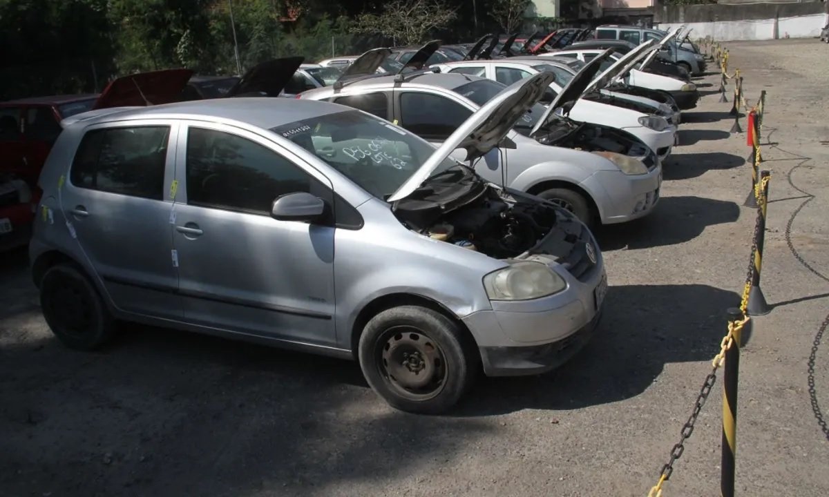 Leilão de carros em São Gonçalo; Saiba mais