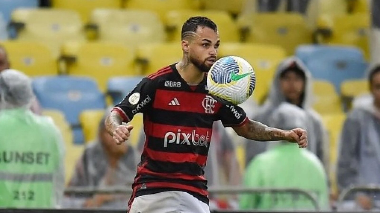 Michael e De la Cruz podem ser desfalque para o Flamengo