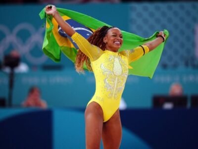 Paris 2024: Rebeca Andrade é prata no individual geral