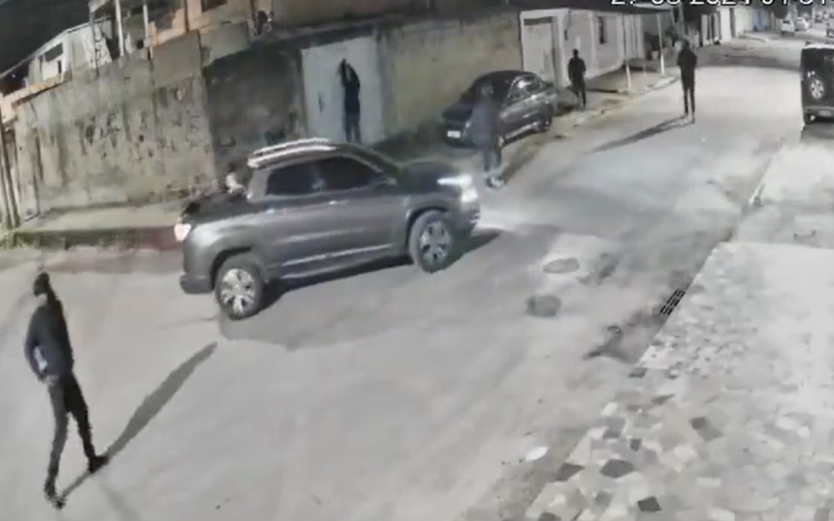 Polícia investiga possível 'ataques' a propagandas eleitorais - Vídeo