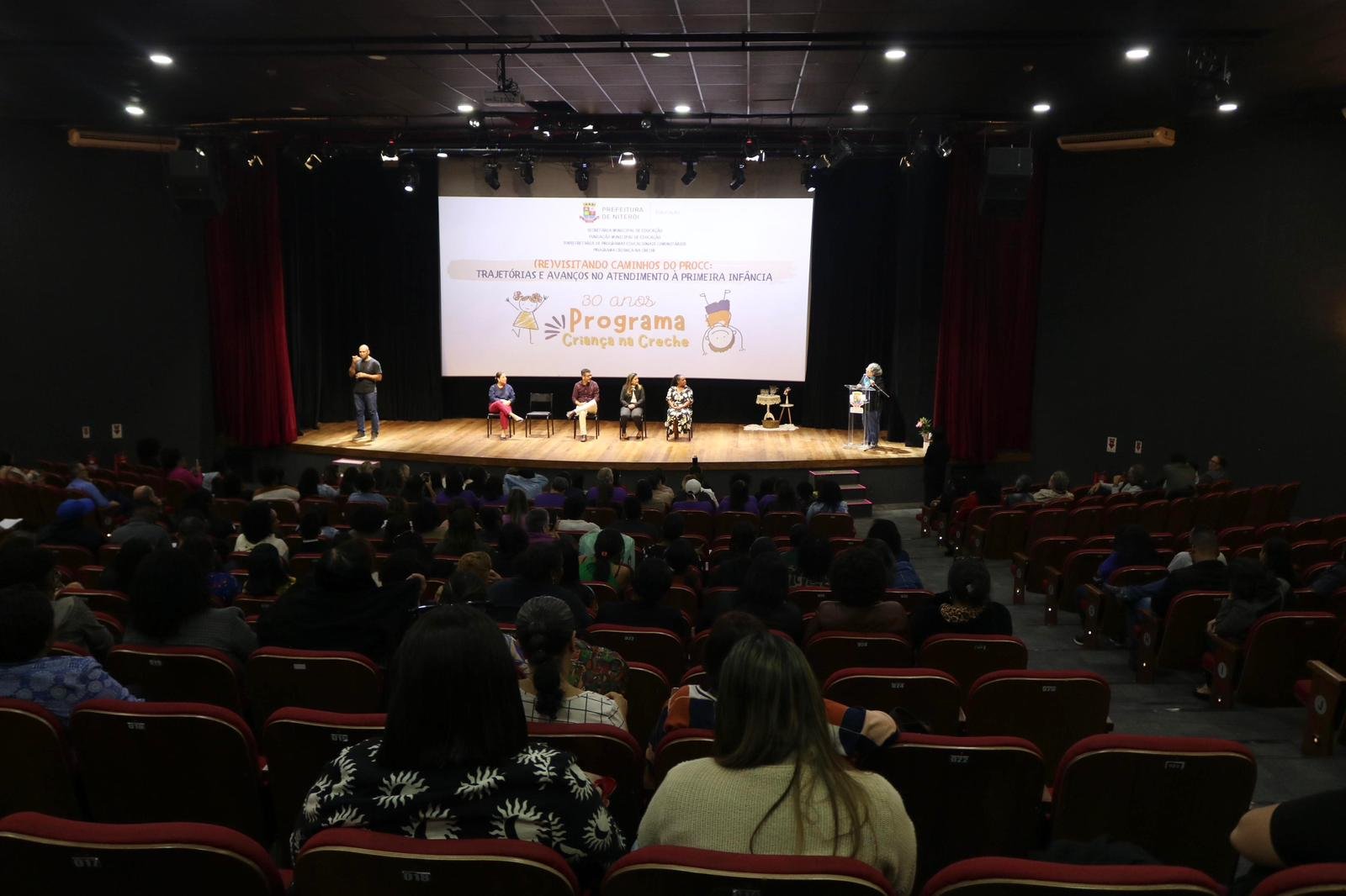 Programa Criança na Creche completa 30 anos