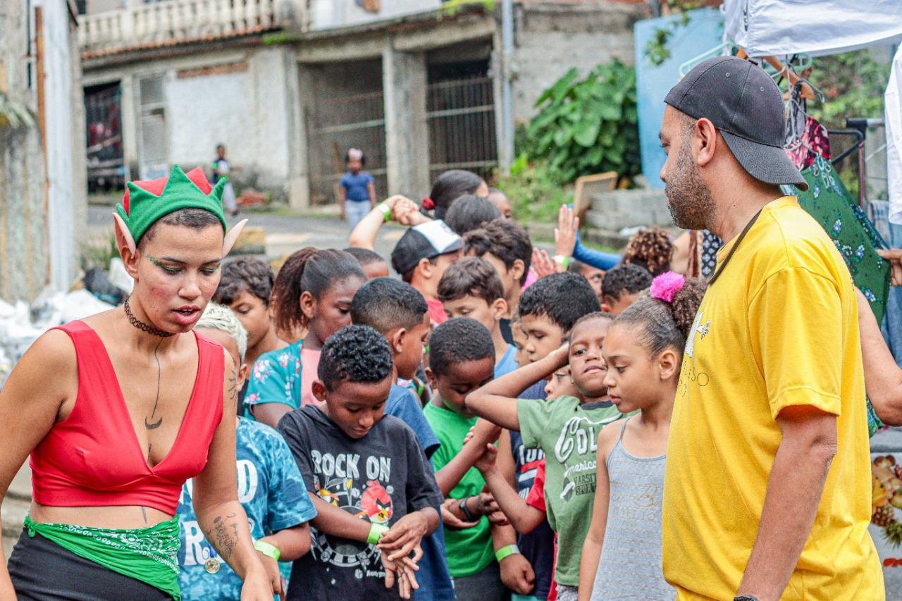 Projeto Semear é Vital: Crianças aprendem brincando em Niterói