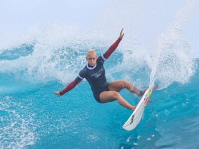 Surfe: Tati Weston-Webb domina e avança nas Olimpíadas