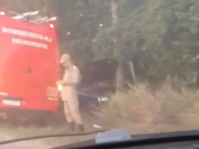 Trânsito lento na Estrada do Guriri após acidente