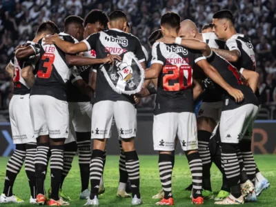 Vasco busca mas cede empate contra o Bragantino