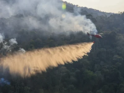 Bombeiros combatem 1.264 focos de incêndio no Estado do Rio