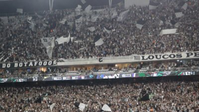 Botafogo bate recorde com 70 mil sócios-torcedores