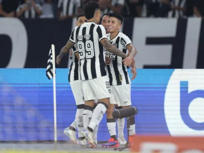 Botafogo firma liderança e foca na Libertadores