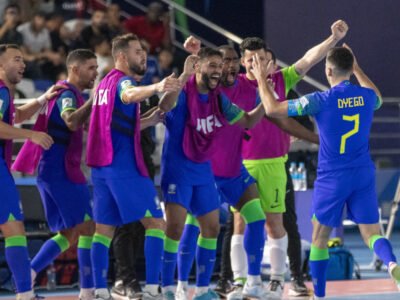 Brasil goleia Croácia e avança na Copa do Mundo de Futsal