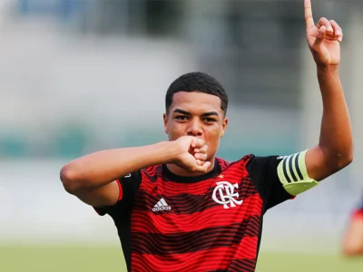 Clube europeu anuncia Igor Jesus, ex-Flamengo