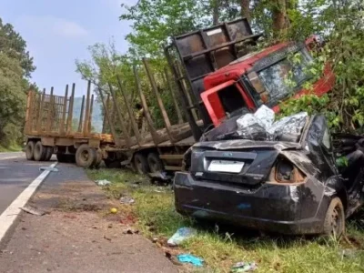 Colisão deixa cinco mortos na BR-280